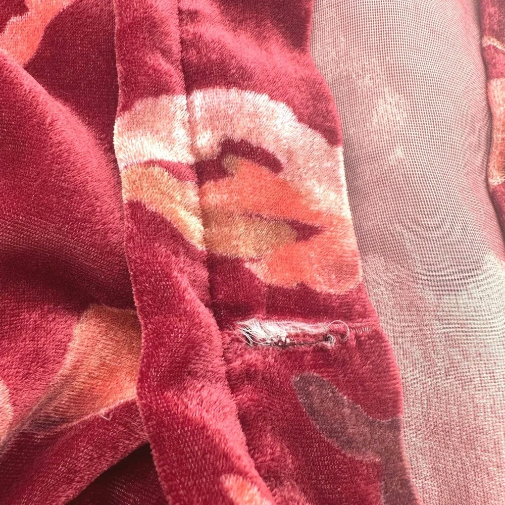 Pottery Barn Burgundy Red Floral Velvet Pillow Standard Sham Rose Print Button